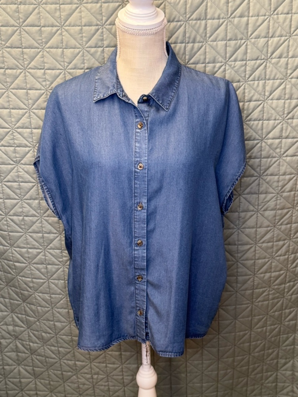 Forever 21 Light Blue Denim Button-Down Shirt